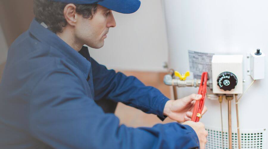 Professional water heater repair in Shelbina, MO